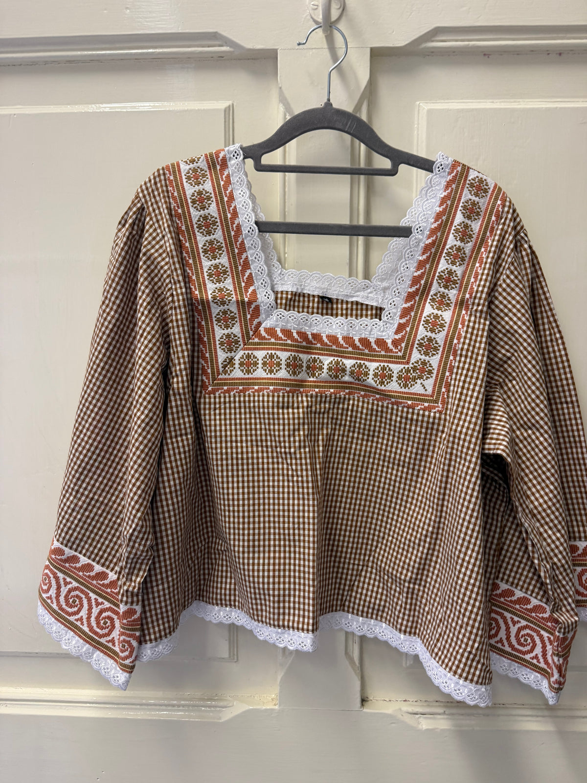 The Cass square neck embroidered size 16