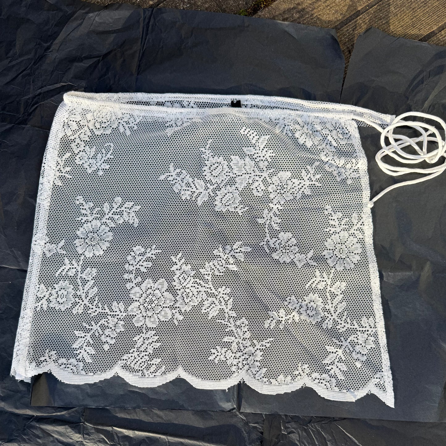 Vintage Lace Tie Wrap