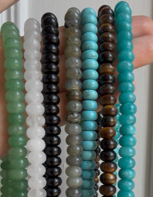 Betty petite bead necklace