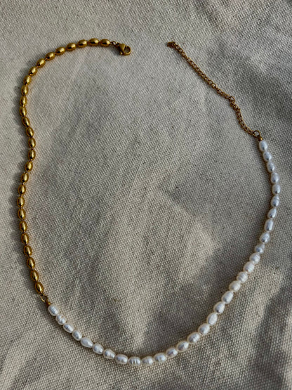 LUNA Freshwater Pearl and Gold nugget necklace