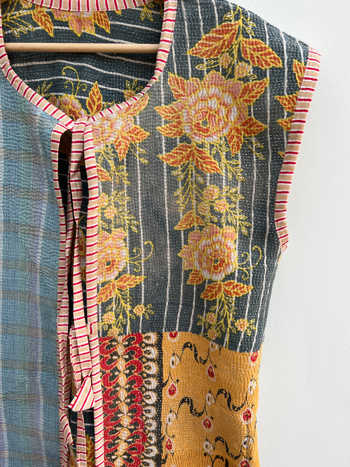 Vintage kantha vest SIZE 1