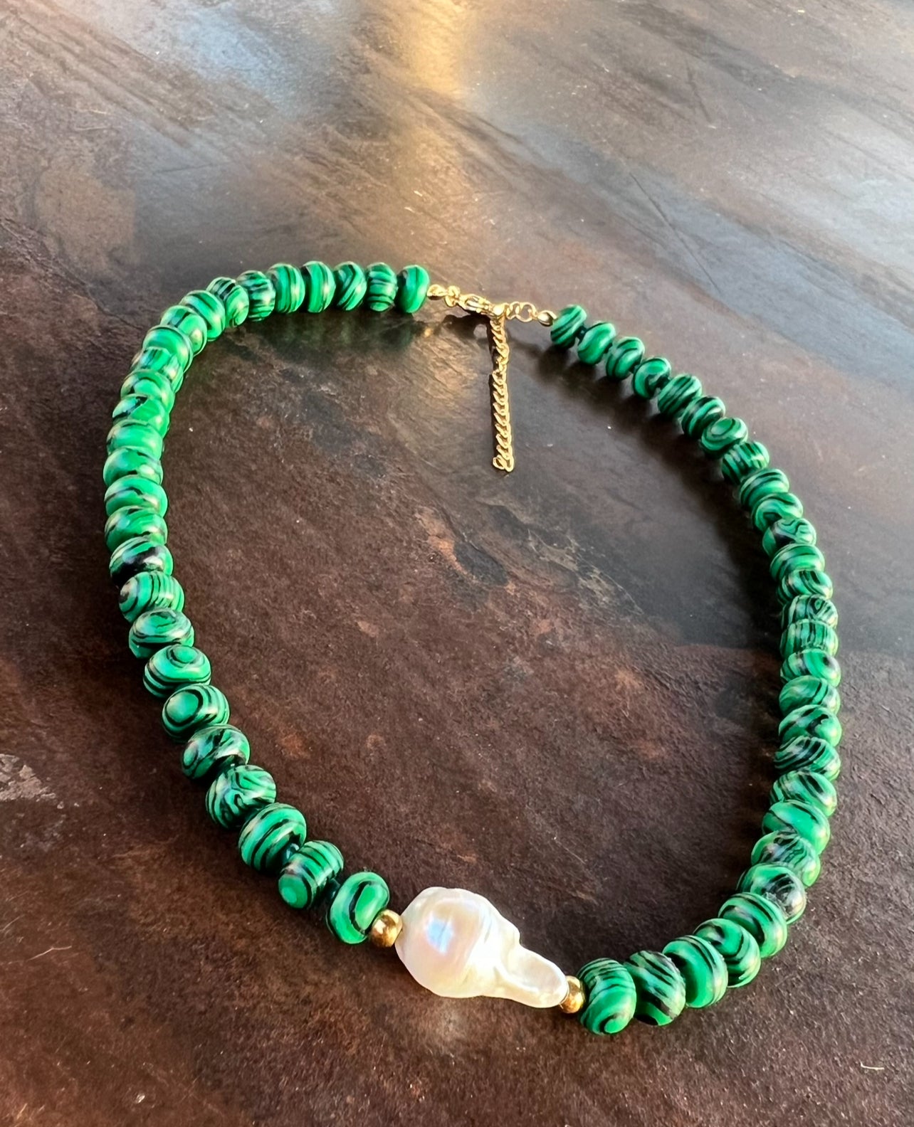 Malachite beaded necklace with baroque pearl centre