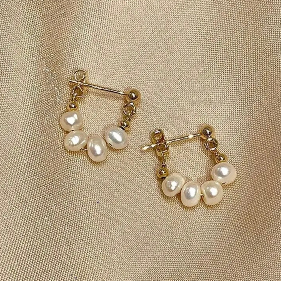 Freshwater Pearl Hoop earrings