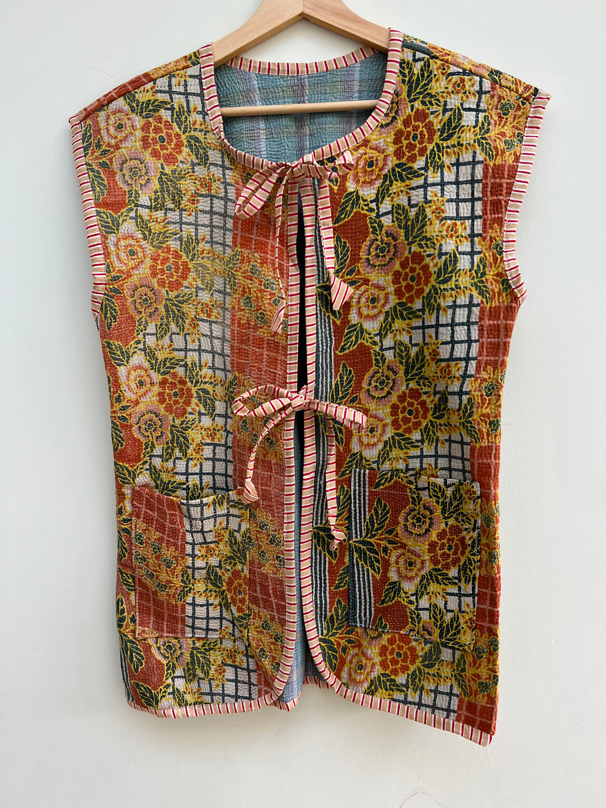 Vintage kantha vest SIZE 1