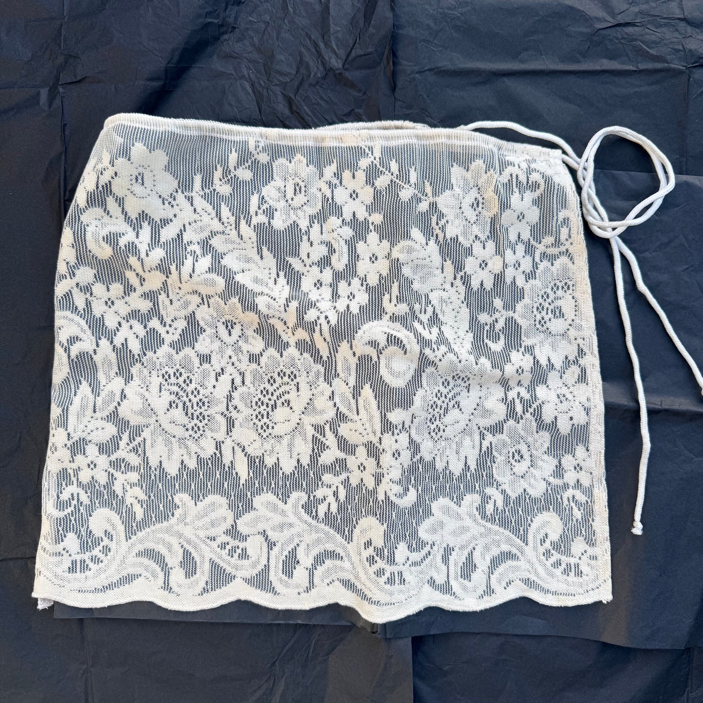 Vintage Lace Tie Wrap