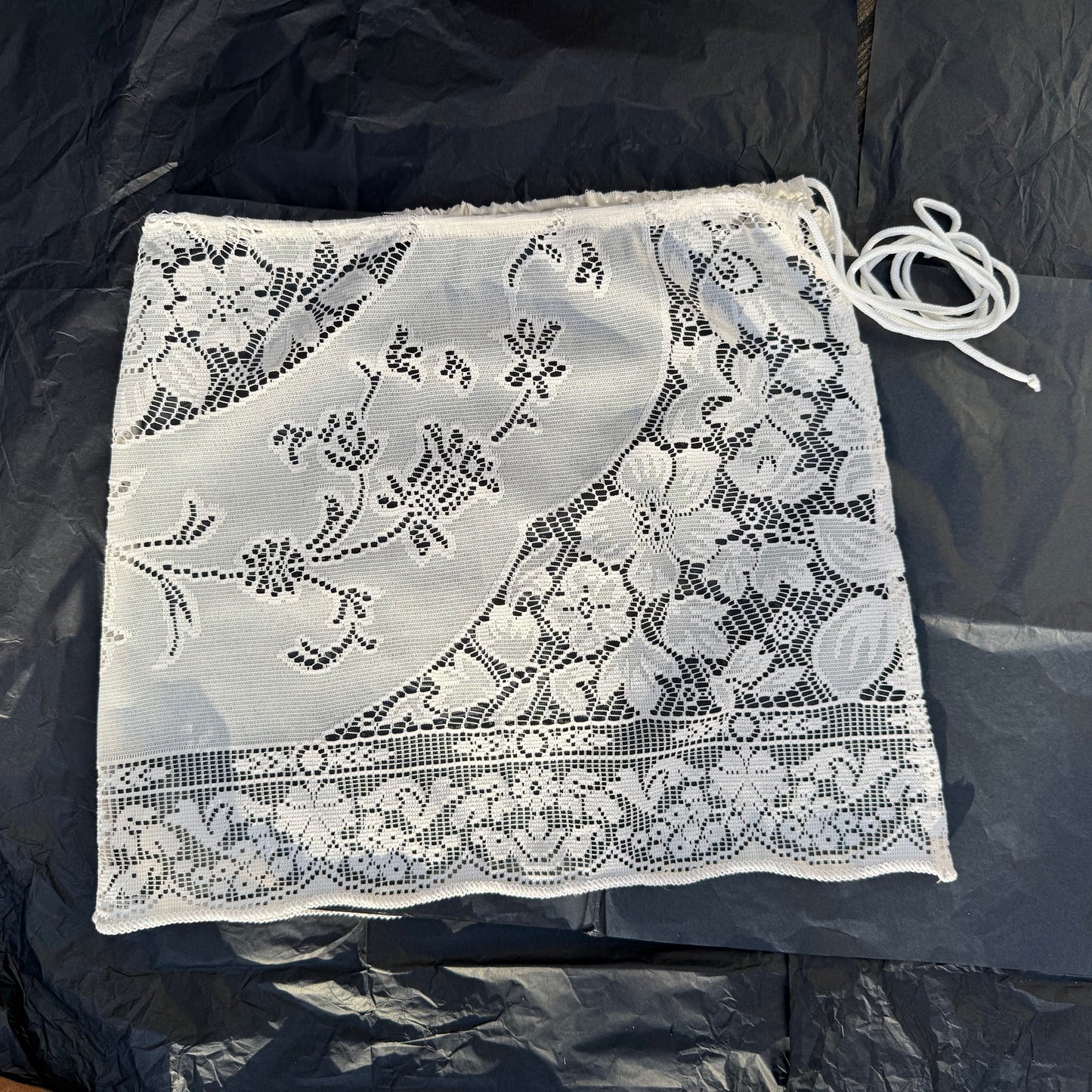 Vintage Lace Tie Wrap