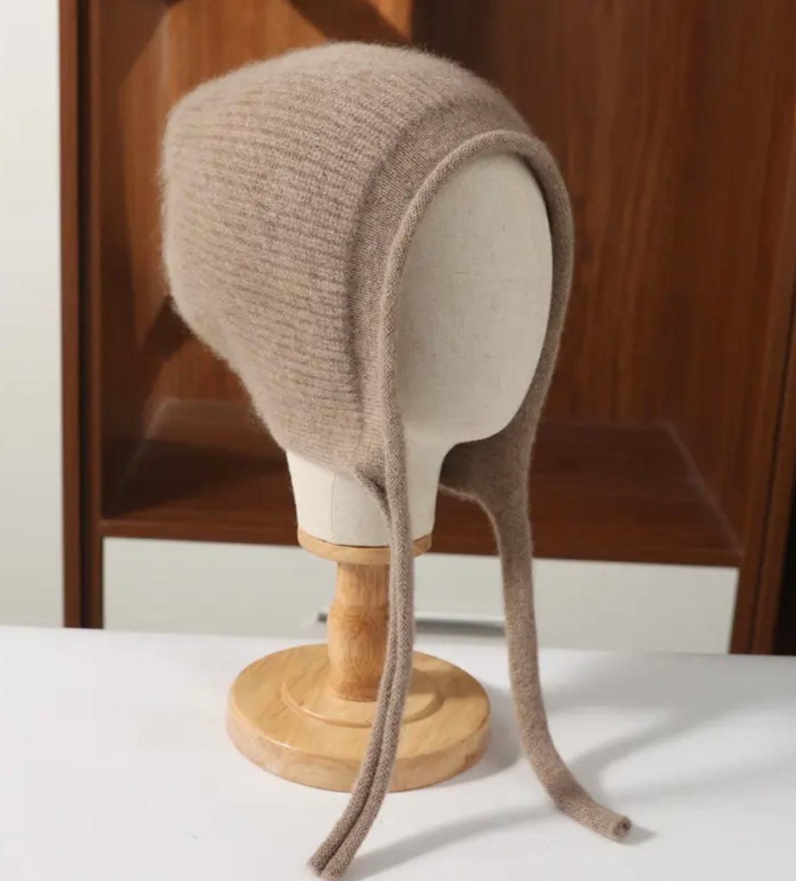 Pure wool bonnet