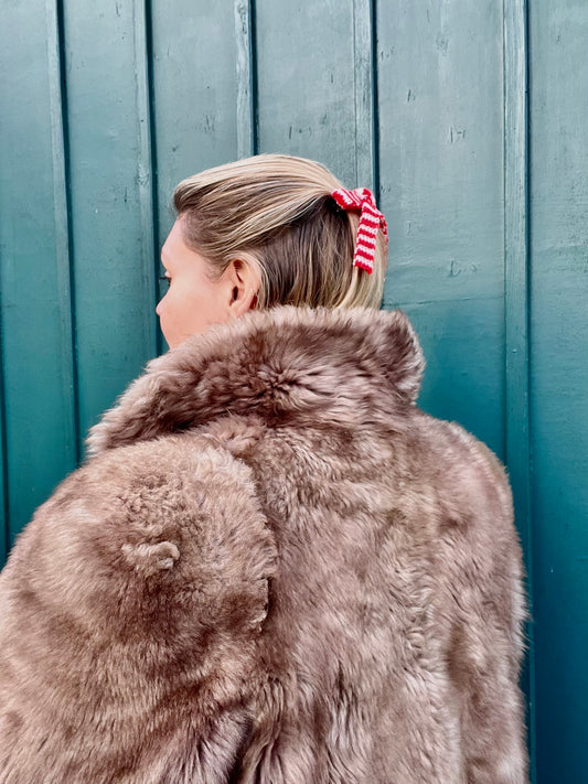 Candy cane knitted mini hair barrette