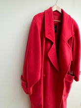 Load image into Gallery viewer, Red showstopper cashmere and wool blend 80s coat