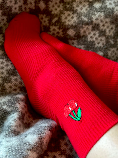 Red ribbed cotton embroidered cherry socks