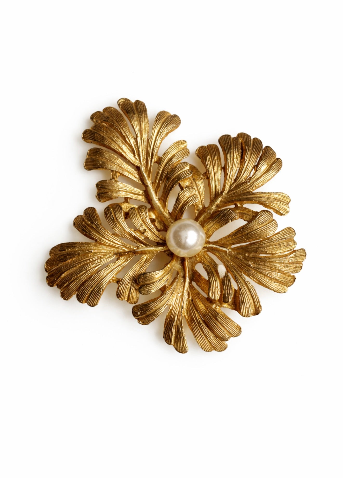 1950s Gold-Tone Botanical Faux Pearl Brooch