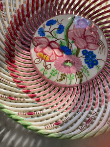 Latice detail hand painted bowl