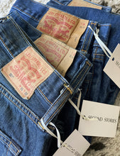 Load image into Gallery viewer, Vintage Levi’s 501’s - Mid blue wash waist 33 Leg 32